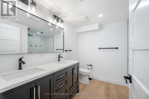 Lower - 415 Hampton Heath Road, Burlington, ON - Indoor Photo Showing Bathroom