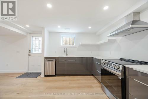 Lower - 415 Hampton Heath Road, Burlington, ON - Indoor Photo Showing Kitchen With Upgraded Kitchen