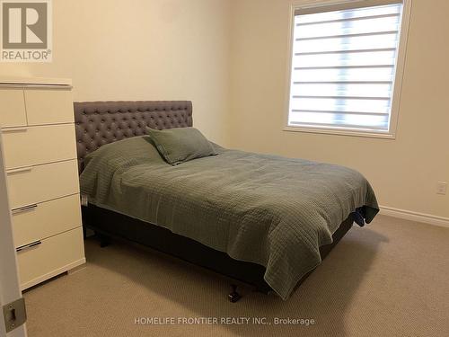 172 Ramblewood Drive, Wasaga Beach, ON - Indoor Photo Showing Bedroom