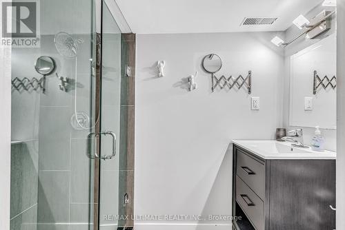 856 Goodwin Road, Mississauga, ON - Indoor Photo Showing Bathroom