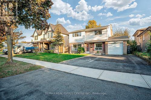 1287 Tyneburn Crescent, Mississauga, ON - Outdoor With Facade