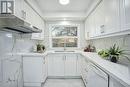 1287 Tyneburn Crescent, Mississauga, ON  - Indoor Photo Showing Kitchen With Double Sink 