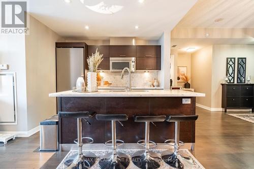 2206 - 90 Park Lawn Road S, Toronto, ON - Indoor Photo Showing Kitchen With Upgraded Kitchen