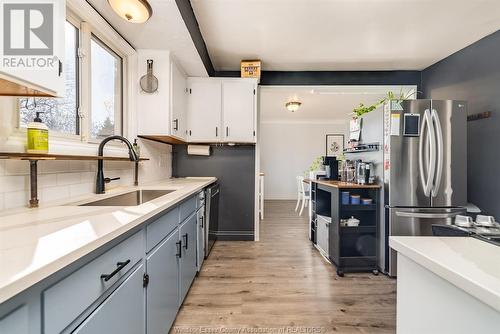 5375 Adstoll Avenue, Windsor, ON - Indoor Photo Showing Kitchen