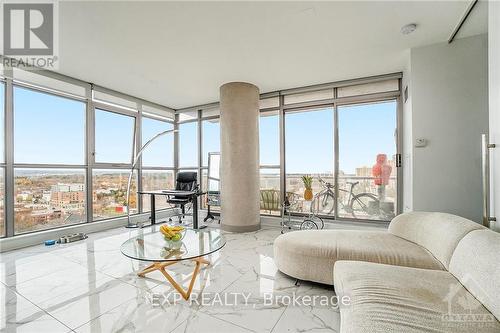 1501 - 179 George Street, Ottawa, ON - Indoor Photo Showing Living Room