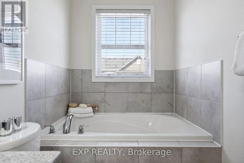 252 Remembrance Road, Brampton, ON - Indoor Photo Showing Bathroom