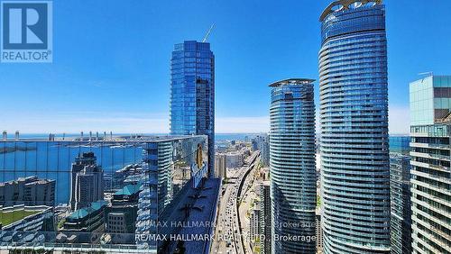 5301 - 100 Harbour Street W, Toronto, ON - Outdoor With Facade