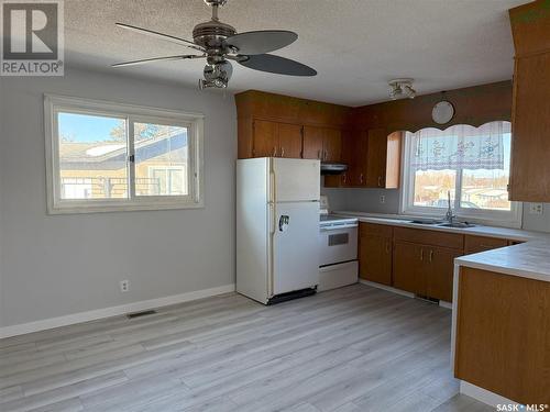 731 Mccraney Crescent, Prince Albert, SK - Indoor Photo Showing Kitchen With Double Sink