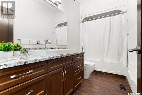 3525 Evans Court, Regina, SK - Indoor Photo Showing Bathroom