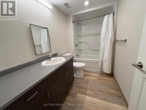 1009 - 99 Pond Mills Road, London, ON - Indoor Photo Showing Bathroom