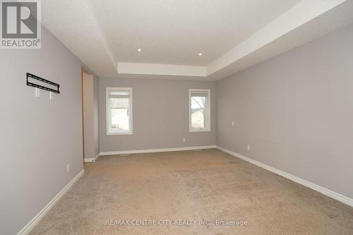 471 Sophia Crescent, London, ON - Indoor Photo Showing Other Room