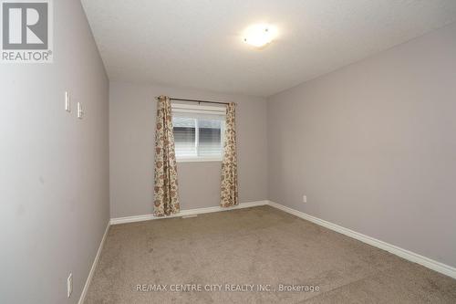 471 Sophia Crescent, London, ON - Indoor Photo Showing Other Room