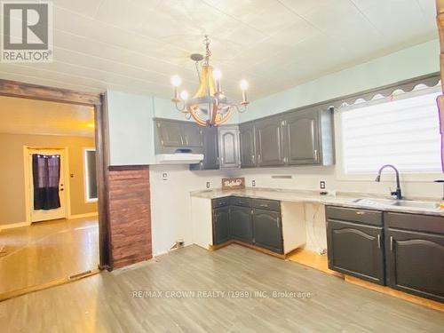 116 Brunetville Road E, Kapuskasing, ON - Indoor Photo Showing Kitchen With Double Sink