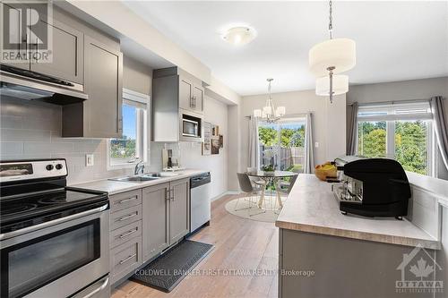 600 Via Campanale Avenue, Ottawa, ON - Indoor Photo Showing Kitchen With Stainless Steel Kitchen With Double Sink With Upgraded Kitchen