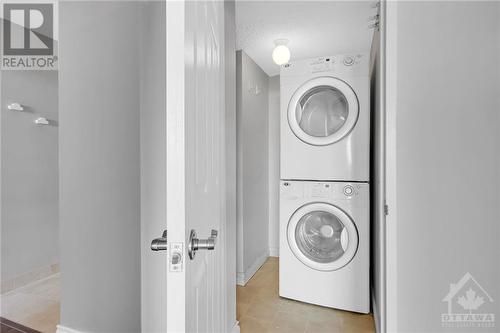 1440 Heron Road Unit#704, Ottawa, ON - Indoor Photo Showing Laundry Room