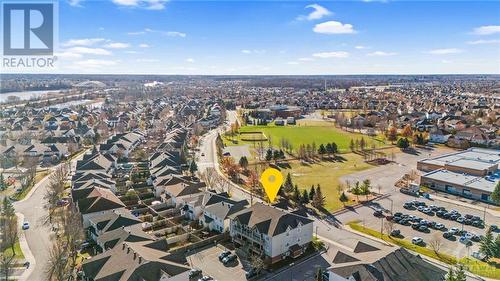 Fantastic location, just off Prince of Wales Dr. - 231 Crestway Drive Unit#J, Ottawa, ON - Outdoor With View