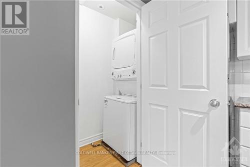 J - 231 Crestway Drive, Ottawa, ON - Indoor Photo Showing Laundry Room