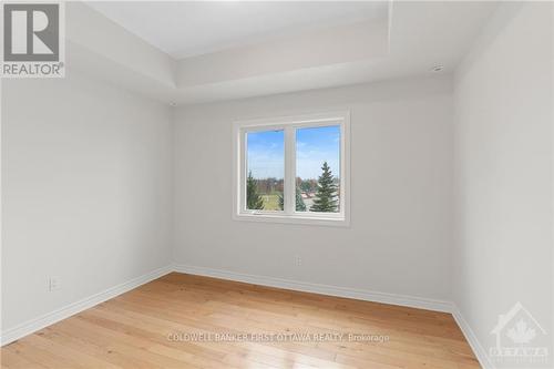 J - 231 Crestway Drive, Ottawa, ON - Indoor Photo Showing Other Room