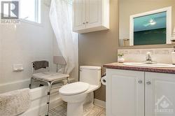 ensuite bathroom - 