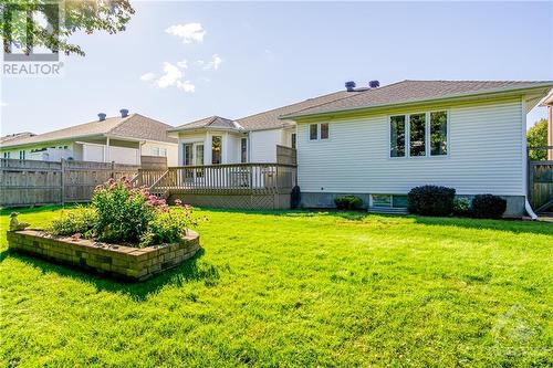 backyard - 60 Forest Creek Drive, Ottawa, ON - Outdoor With Deck Patio Veranda