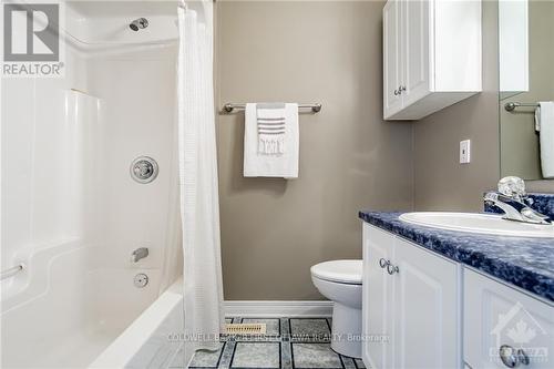 60 Forest Creek Drive, Ottawa, ON - Indoor Photo Showing Bathroom