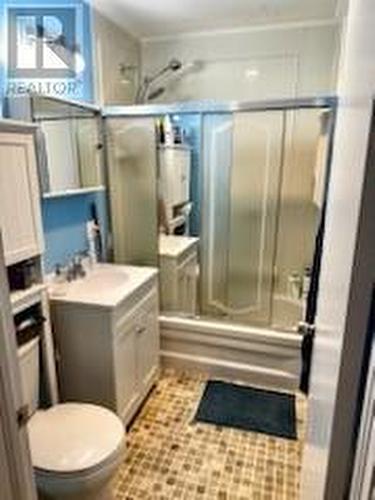 50 Brookfield Avenue, Corner Brook, NL - Indoor Photo Showing Bathroom