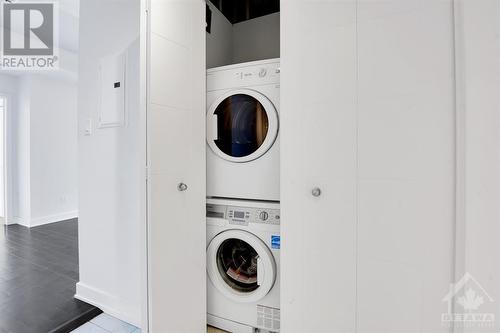 179 Metcalfe Street Unit#2504, Ottawa, ON - Indoor Photo Showing Laundry Room