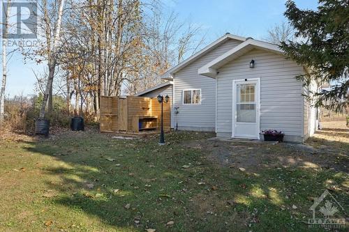 4225 Scotch Line, Perth, ON - Outdoor