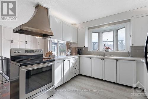 4225 Scotch Line, Tay Valley, ON - Indoor Photo Showing Kitchen