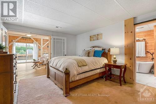 4225 Scotch Line, Tay Valley, ON - Indoor Photo Showing Bedroom