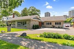 214 ISLAND PARK DRIVE  Ottawa, ON K1Y 0A4