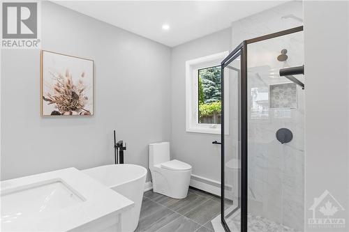 214 Island Park Drive, Ottawa, ON - Indoor Photo Showing Bathroom