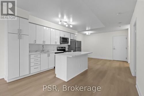 712 - 50 John Street, Toronto, ON - Indoor Photo Showing Kitchen