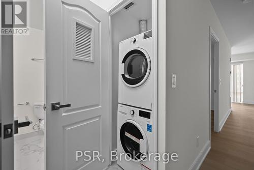 712 - 50 John Street, Toronto, ON - Indoor Photo Showing Laundry Room