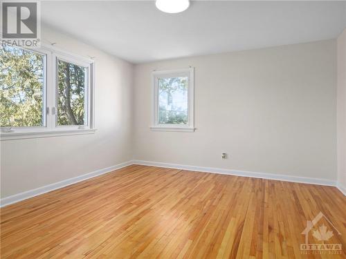 1989 Naples Avenue, Ottawa, ON - Indoor Photo Showing Other Room