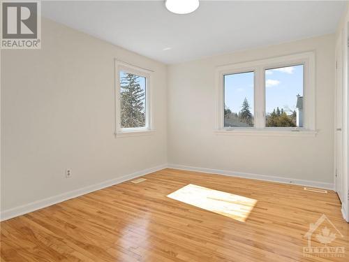 2nd Spacious & Bright Bedroom - 1989 Naples Avenue, Ottawa, ON - Indoor Photo Showing Other Room