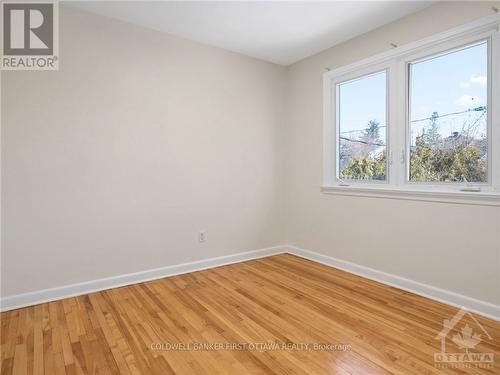 1989 Naples Avenue, Ottawa, ON - Indoor Photo Showing Other Room