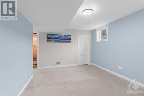 321 Meadowbreeze Drive, Ottawa, ON - Indoor Photo Showing Other Room