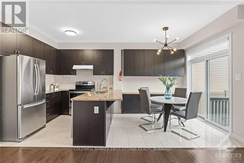 321 Meadowbreeze Drive, Ottawa, ON - Indoor Photo Showing Kitchen With Double Sink With Upgraded Kitchen