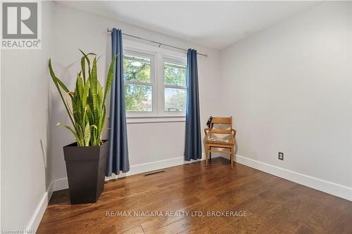 5 Draper Drive, St. Catharines, ON - Indoor Photo Showing Other Room