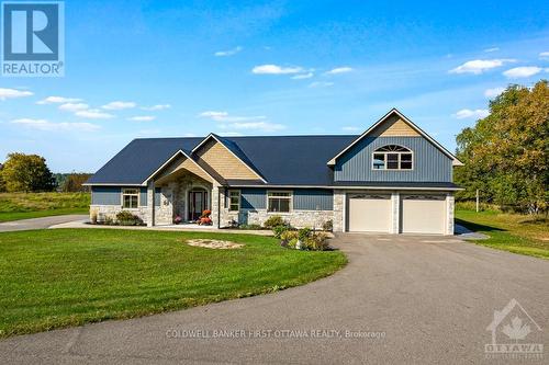 639 Loney Lake Road, Lanark Highlands, ON 