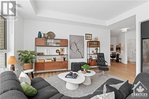 502 - 115 Echo Drive, Ottawa, ON - Indoor Photo Showing Living Room