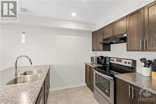 805 Element Private, Ottawa, ON - Indoor Photo Showing Kitchen With Double Sink