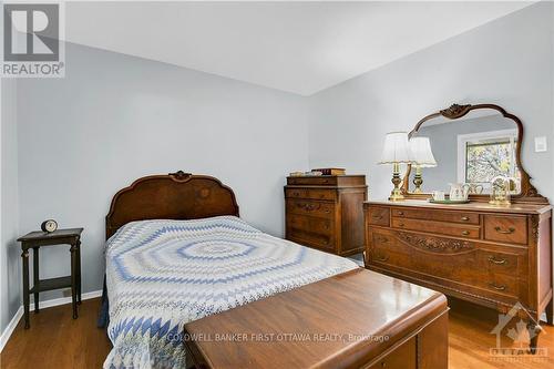 43 Harwick Crescent, Ottawa, ON - Indoor Photo Showing Bedroom