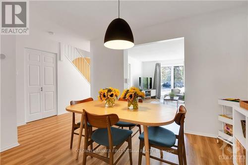 195 Huntridge, Ottawa, ON - Indoor Photo Showing Dining Room