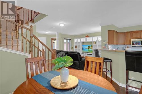 17 Coleridge Street, Ottawa, ON - Indoor Photo Showing Dining Room