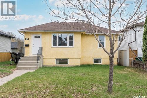 908 L Avenue S, Saskatoon, SK - Outdoor