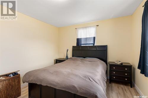 908 L Avenue S, Saskatoon, SK - Indoor Photo Showing Bedroom