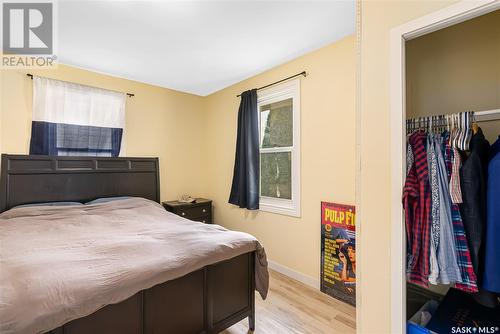 908 L Avenue S, Saskatoon, SK - Indoor Photo Showing Bedroom