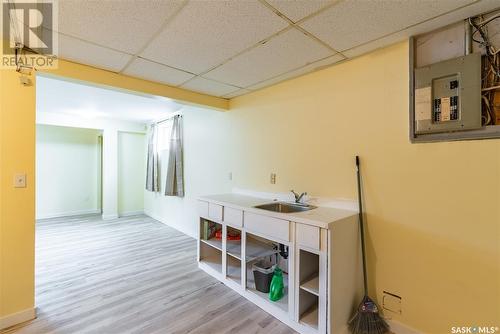 908 L Avenue S, Saskatoon, SK - Indoor Photo Showing Other Room